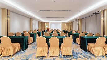 Longyan Liancheng by IHG