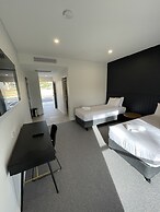 Harden Country Club Motel