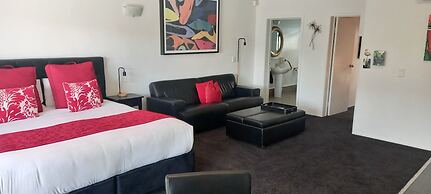 Orewa Beachcomber