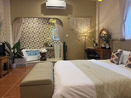 Romance Hotel
