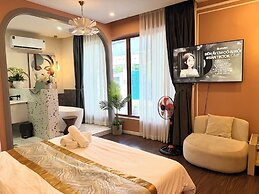 Romance Hotel