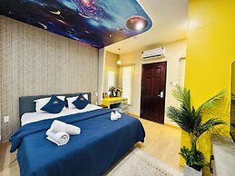Romance Hotel