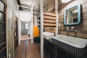 Kotori Coworking & Hostel Takamatsu