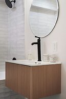 Oceanview Sunset View 3BR Luxe Home Yard