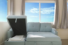 Oceanview Sunset View 3BR Luxe Home Yard