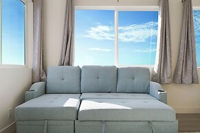 Oceanview Sunset View 3BR Luxe Home Yard