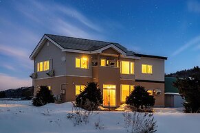 THE PALACE OF NATURE