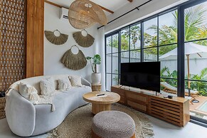 Como Villa by Betterplace