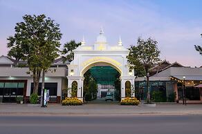 Pich Kunthea Angkor Resort