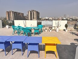 Apna Homes Stay and Hotel I Gurugram