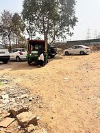 Apna Homes Stay and Hotel I Gurugram