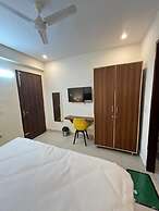 Apna Homes Stay and Hotel I Gurugram