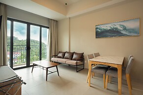 Zenith Suites Cameron