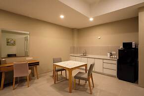 Zenith Suites Cameron