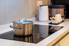 Zenith Suites Cameron