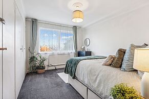 Spacious2br-balcony-parking-25mincentrallondon