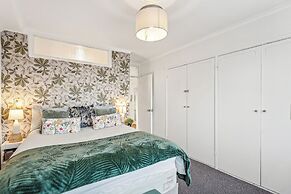 Spacious2br-balcony-parking-25mincentrallondon