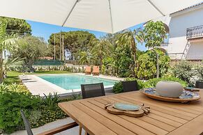 Villa Bali with Pool by Wonderful Italy