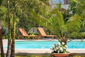 Villa Bali with Pool by Wonderful Italy