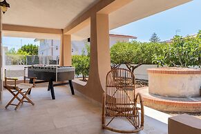 Villa Bali with Pool by Wonderful Italy