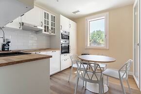 Villa Bali with Pool by Wonderful Italy