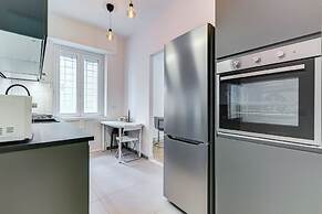 Gianicolo Apartment with Terrace