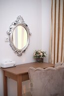 Les Jardins de René - London