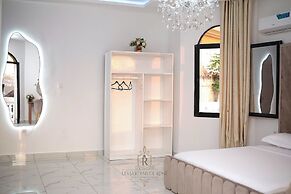 Les Jardins de René - London