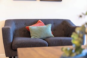 The Annick Suite No.2