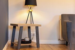 The Annick Suite No.2