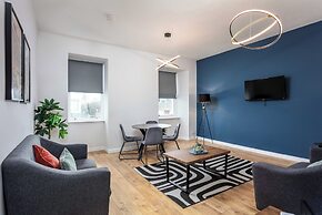 The Annick Suite No.2