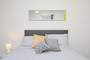 4 Bed Derby House - Long Stays- Parking