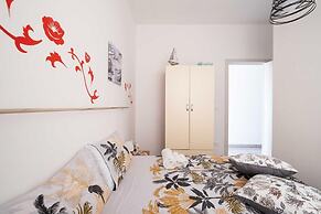 Sunny Haven Villa In Torre Lapillo