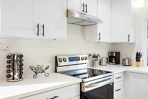 @ Marbella Lane - 4BR Cozy Home