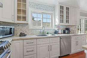 @ Marbella Lane - Buckingham Place Laundry + P