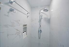 @ Marbella Lane - Buckingham Place Laundry + P