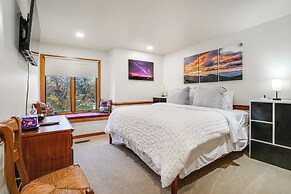 1 Mi to Wintergreen Resort: Mtn-view Condo!