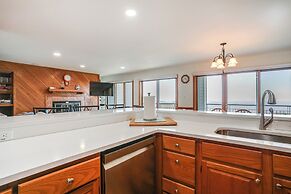 1 Mi to Wintergreen Resort: Mtn-view Condo!