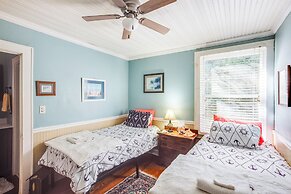 5 Mi to Downtown Beaufort: Pet-friendly Cottage!