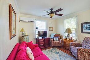 5 Mi to Downtown Beaufort: Pet-friendly Cottage!