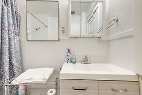 Apartment 2 Mi to Niagara Falls State Park!