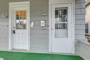 Apartment 2 Mi to Niagara Falls State Park!