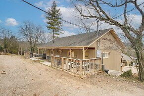 Fish, Boat & Hike On-site: Cape Fair Apartment!