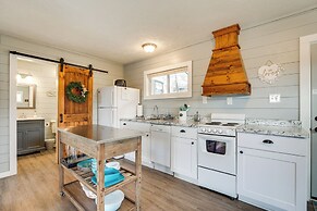 Lake & Trail Access: Cape Fair Cottage w/ Deck