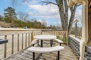 Lake & Trail Access: Cape Fair Cottage w/ Deck