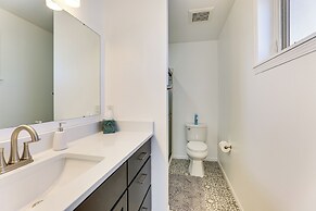 10 Mi to Dtwn Madison: Home w/ Large Yard!