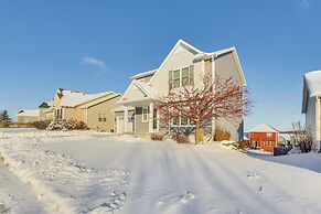 10 Mi to Dtwn Madison: Home w/ Large Yard!