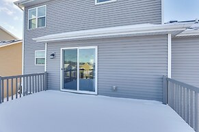 10 Mi to Dtwn Madison: Home w/ Large Yard!
