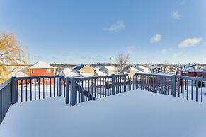 10 Mi to Dtwn Madison: Home w/ Large Yard!