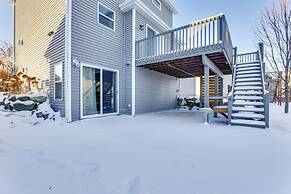10 Mi to Dtwn Madison: Home w/ Large Yard!